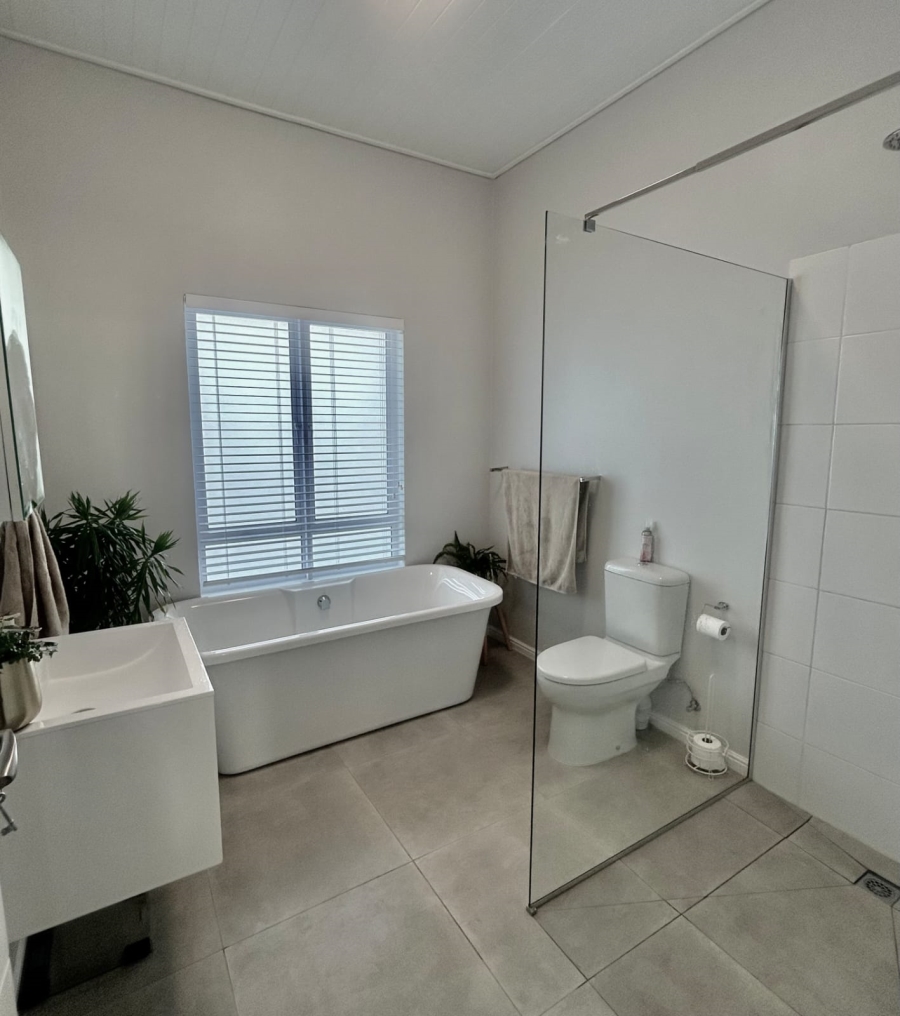 2 Bedroom Property for Sale in Kleinbaai Western Cape